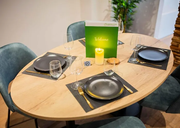 Historical 80m2 Retreat With Sauna Option - R51b Apartman