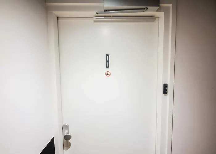 Apartman Historical 80m2 Retreat With Sauna Option - R51b *