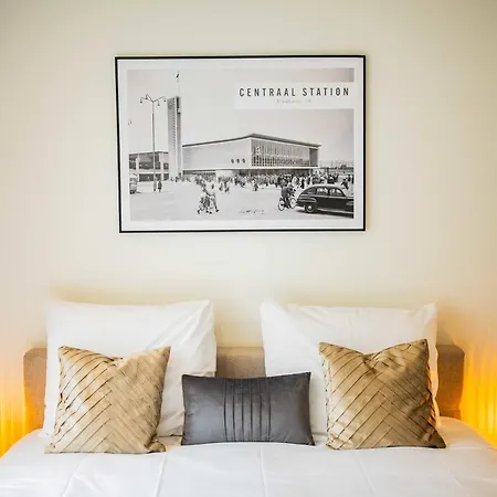 Historical 80m2 Retreat With Sauna Option - R51b *