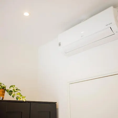 Historical 80m2 Retreat With Sauna Option - R51b Apartment *