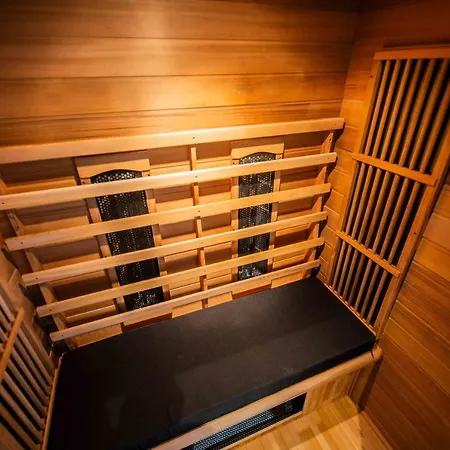 Historical 80m2 Retreat With Sauna Option - R51b Eindhoven