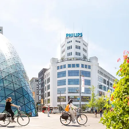 Historical 80m2 Retreat With Sauna Option - R51b アイントホーフェン