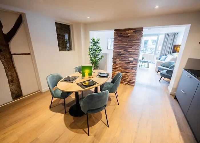 Historical 80m2 Retreat With Sauna Option - R51b Apartment