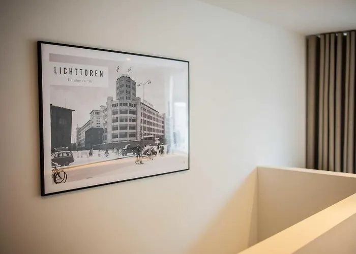 Historical 80m2 Retreat With Sauna Option - R51b