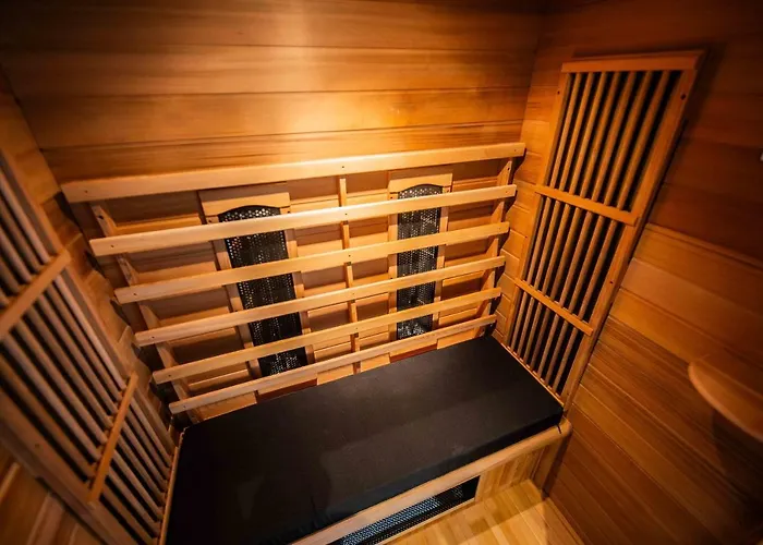 Historical 80m2 Retreat With Sauna Option - R51b Eindhoven