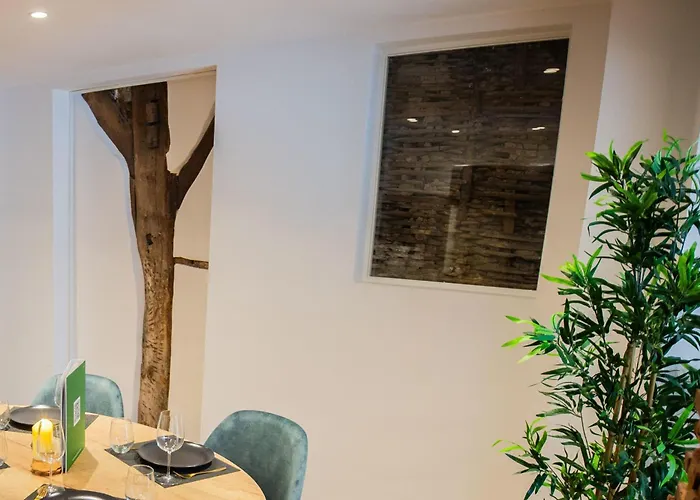 Historical 80m2 Retreat With Sauna Option - R51b Daire *